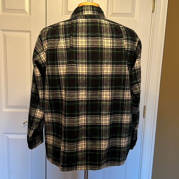 Mens vintage Pendleton wool flannel. Size xl. - Picture 3 of 7